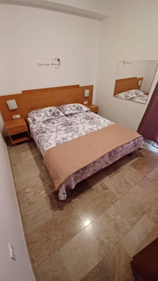 Apartments Senka Orebić Dış mekan fotoğraf